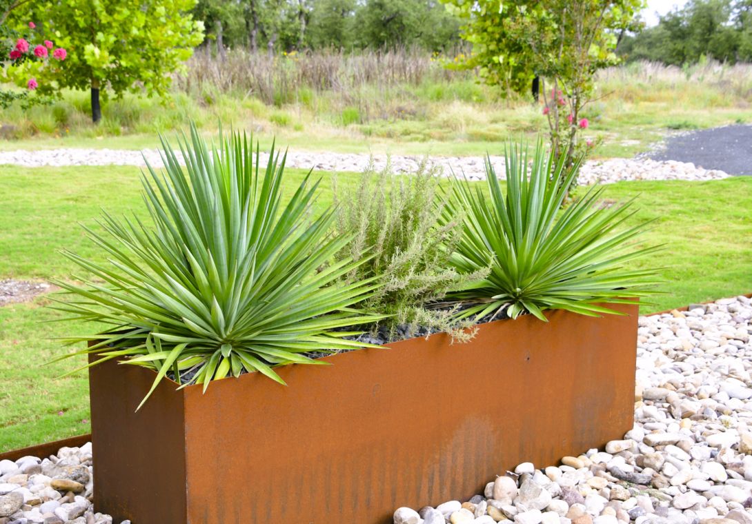 Every hardscape is designed to complement your home’s architecture and withstand Texas weather for years to come.